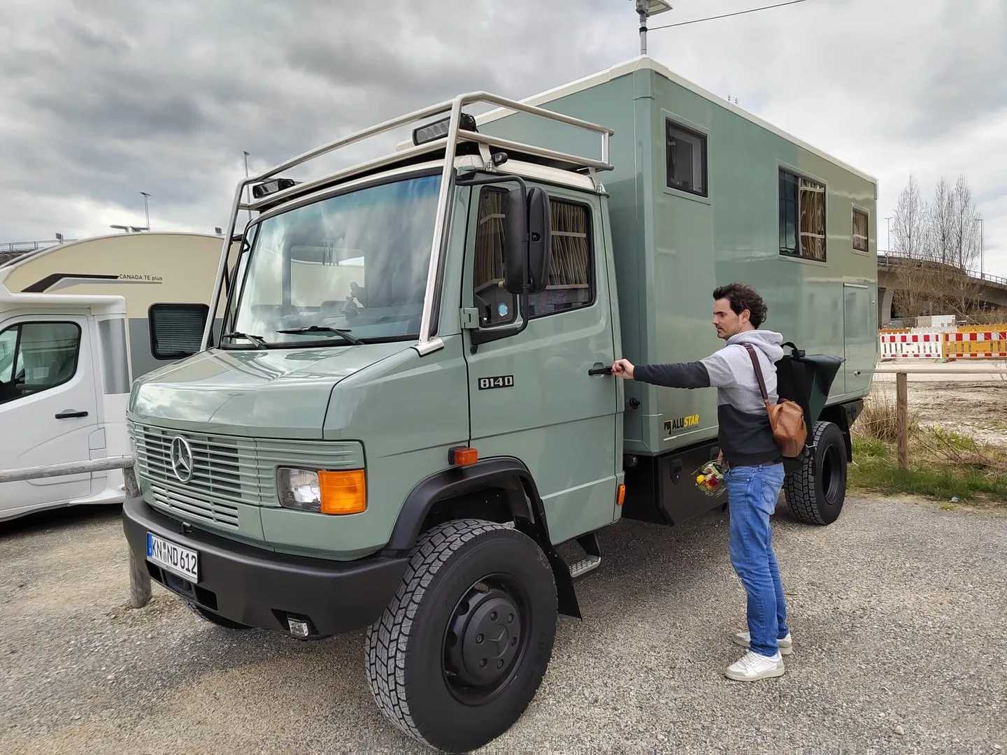 Mercedes 814DA Umbau: Vom Feuerwehrauto zum Weltreisemobil